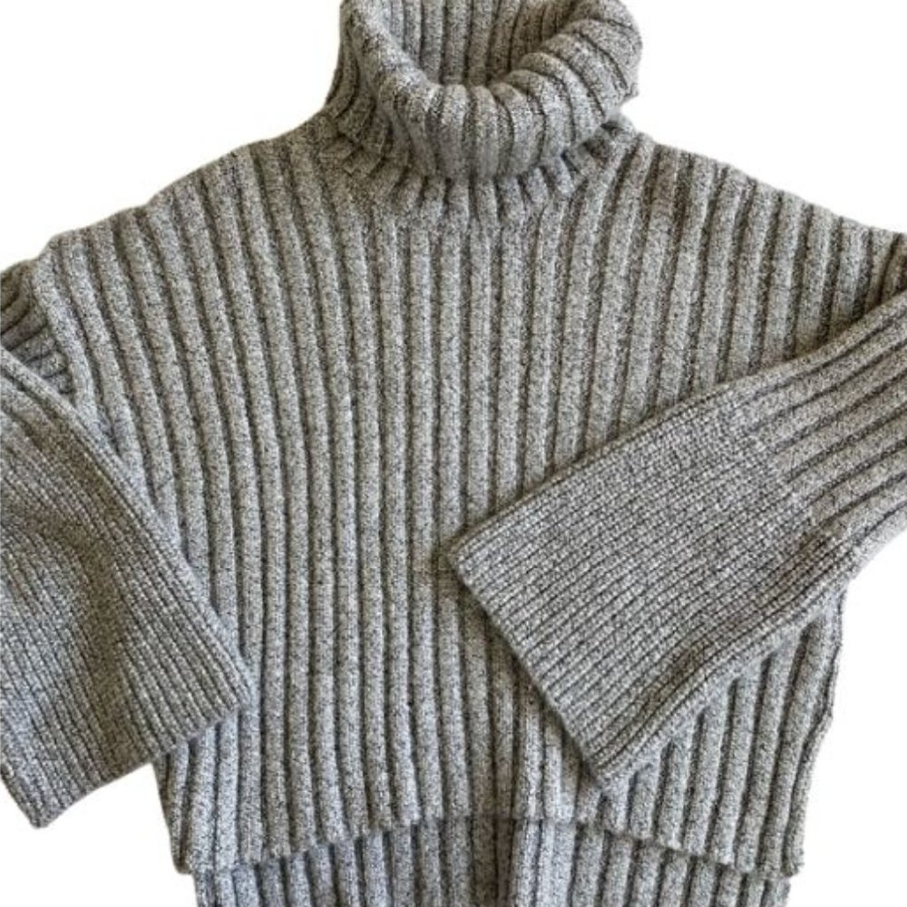 TOPSHOP Turtleneck Sweater Grey (US 2) RETAIL $60